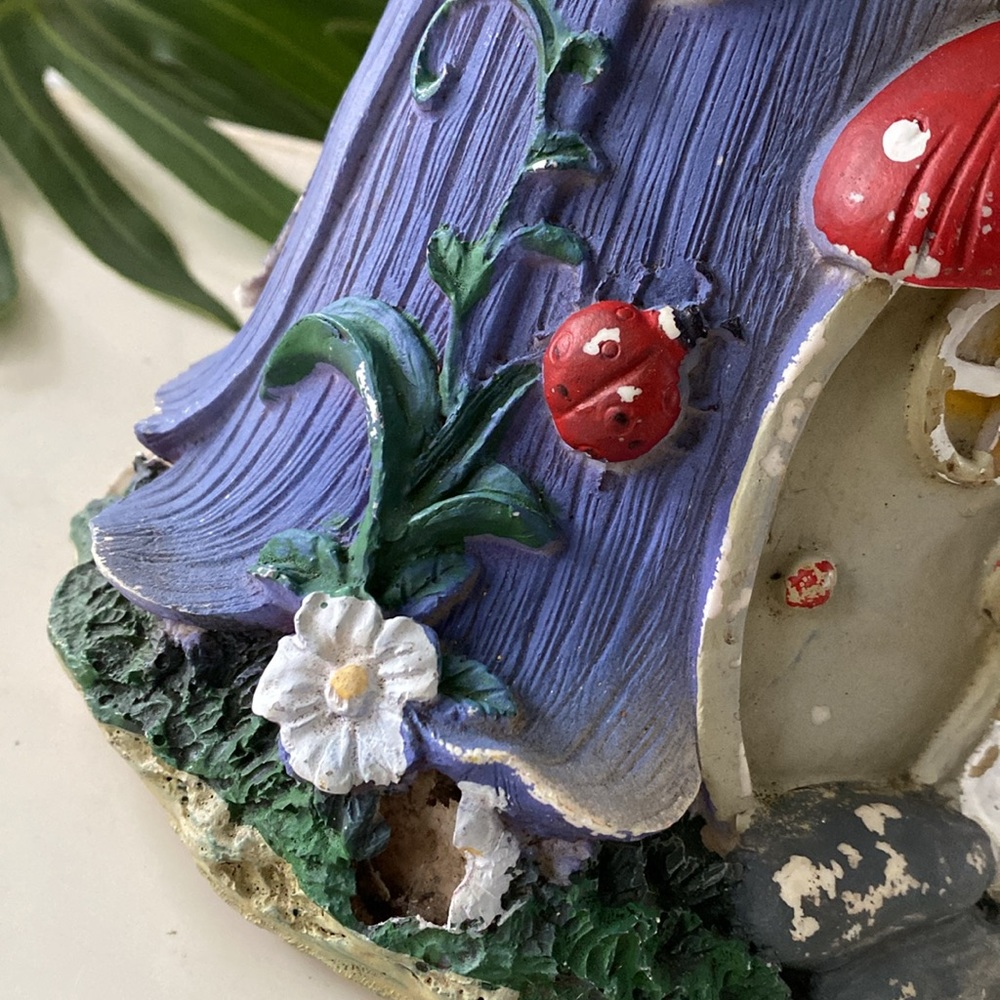 Heartsong Mushroom Fairy House 9” - Picture 9 of 10